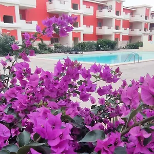 Sal Service Red Moradias With Pool , Santa Maria Cabo Verde